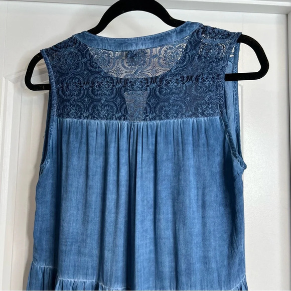 Umgee Chambray Mini Lace Button Dress. Size Small. - Picture 7 of 12